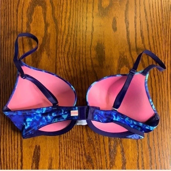 VS PINK Wear Everywhere Push-Up Bra - Picture 3 of 8